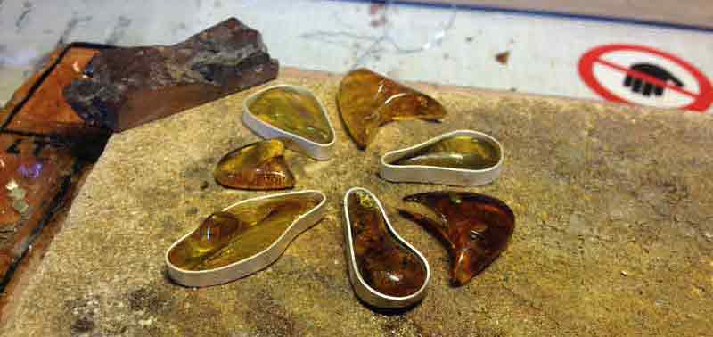 [Obrazek: swieczka04.jpg]